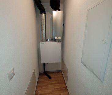 Grosszügige Wohnung mit Gartensitzplatz - Photo 5