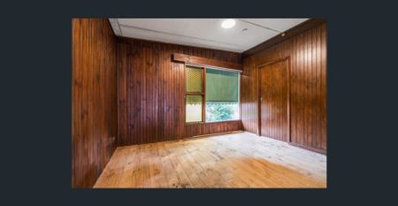 Lifestyle and location focus. - Photo 5