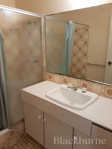 “Affordable Living in Desirable Booragoon!” - Photo 3