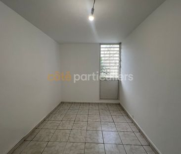 Appartement T3 spacieux et fonctionnel au coeur des Abymes - Photo 3