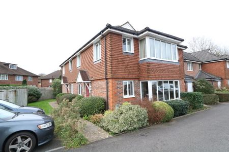 Pixham Lane Pixham, Dorking - 1 bedroomProperty for lettings - Seymours - Photo 2