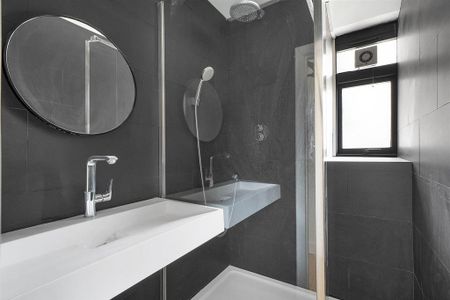 4 bedroom flat to rent - Photo 4