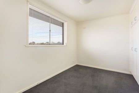 Affordability in a superb location - Photo 4