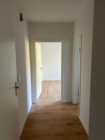 Wohnen unter dem Dach, ruhig und zentral - Photo 5