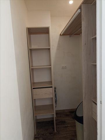 4 pièces - 64,61 m² - 1er étage - Colocation autorisée - Photo 2