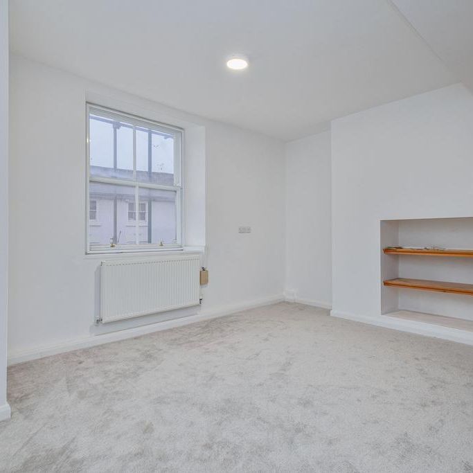1 bedroom flat to rent - Photo 1
