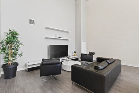 For Lease - 1940 Ironstone Drive Unit# 1110, Burlington, Ontario - Photo 2