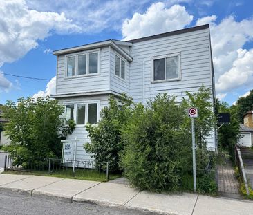 147 Carillon Street - 1 - Photo 1