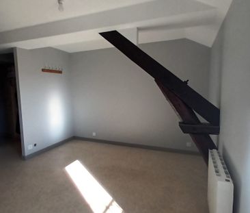 Location Appartement 1 pièce 22m² OBJAT 19130 - Photo 3