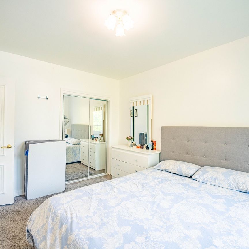 For Lease - 235 Pleasant Avenue Unit# Upper, Toronto, Ontario - Photo 1