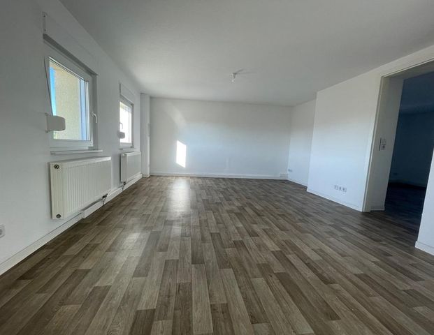 2-Raum-Wohnung mit offener Küche - Photo 1