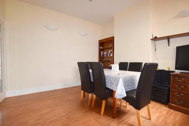 2 bedroom house to rent - Photo 1