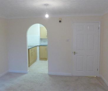 1 bedroom retirement property to rent - Photo 3