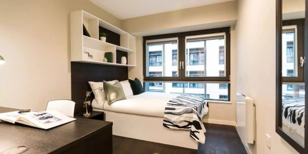 Two Bed Apartment - Photo 1