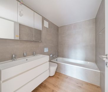 GROSSZÜGIGE HELLE WOHNUNG- FRISCH SANIERT - Photo 4
