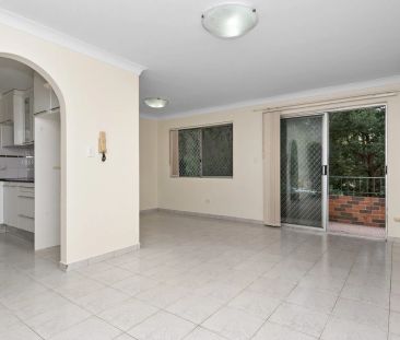 1/4 Queens Road, - Photo 2
