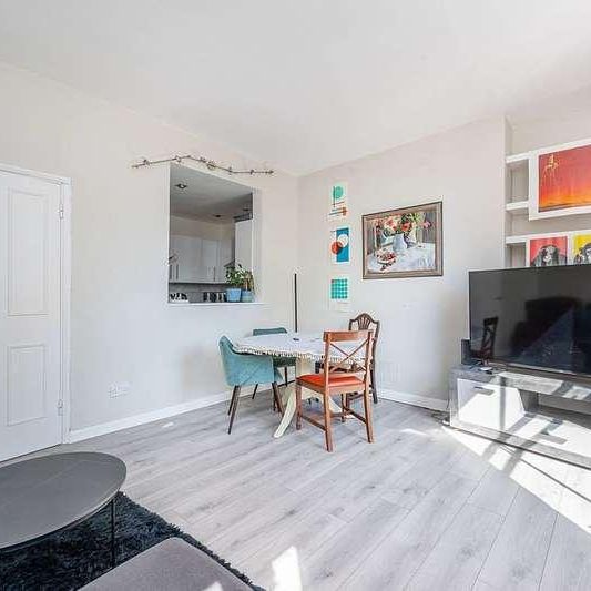 Coningham Road, Shepherd's Bush, W12 - Photo 1