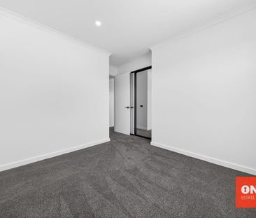 Spacious 4-Bedroom Home With Multiple Living Zones - Photo 4