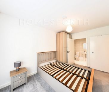 2 Bedroom Flat - Photo 1