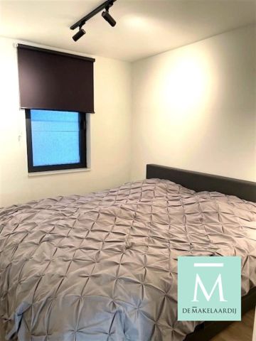 Eneregiezuinig appartement met 2 slaapkamers en terras - Photo 3