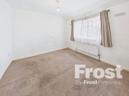 73a Broadmark Road, Slough, Berkshire,SL2 - Photo 1