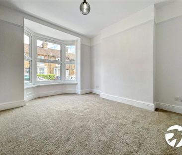 4 bedroom terraced house to rent - Photo 1