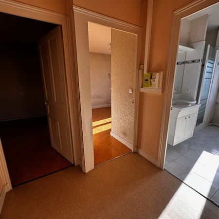 Location Appartement 3 pièces 58m² TULLE 19000 - Photo 4