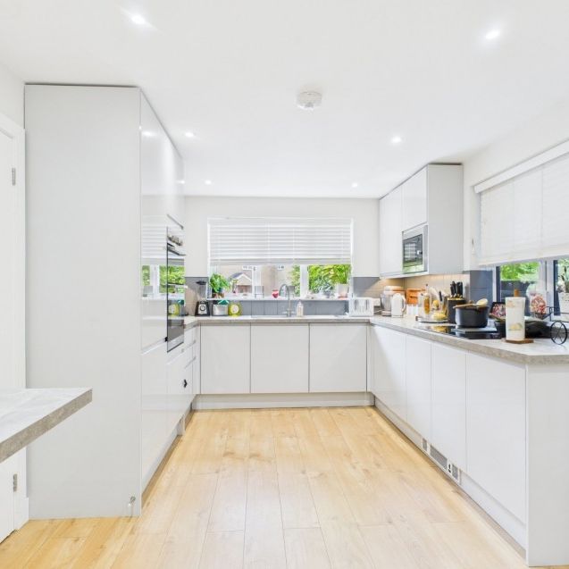 Ouseley Road, Wraysbury, Staines-upon-Thames,TW19 - Photo 1