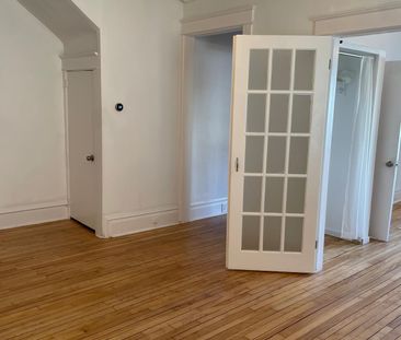 188 Carillion St - Photo 6