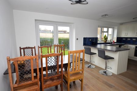 3 bed semi-detached house to rent in Coniston, Wardley, NE10 - Photo 3