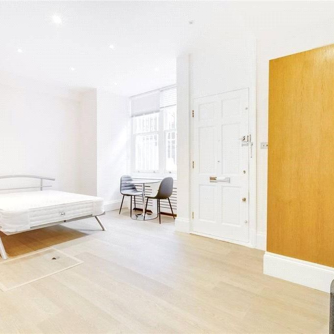 Studio to rent - Photo 1