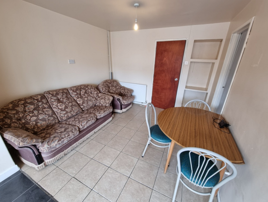 4 Bed Student Accommodation - Photo 1