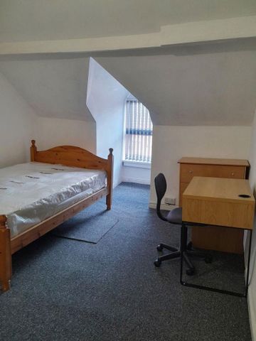 4 bedroom house to rent - Photo 4