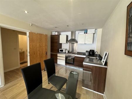 2 bedroom apartment to rent - Photo 5