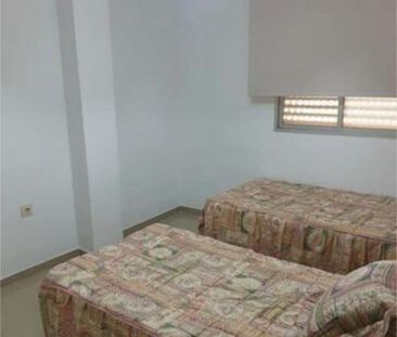 Piso de alquiler en Avenida Avenida de Andalucía, Carranque - Haza ... - Photo 5