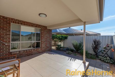 12 Ebor Way, Dubbo, NSW 2830 - Photo 4