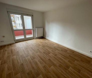 Neues frisch saniertes Zuhause mit Balkon und neuem Duschbad im EG - Foto 2