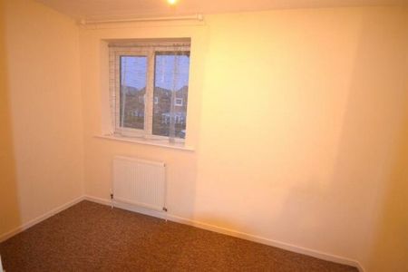 2 Bedroom House - Ryecroft, Fareham - Photo 4