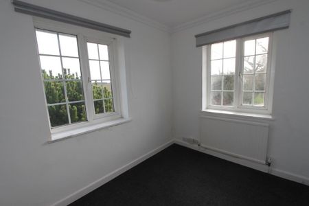 3 bedroom detached house to rent - Photo 3