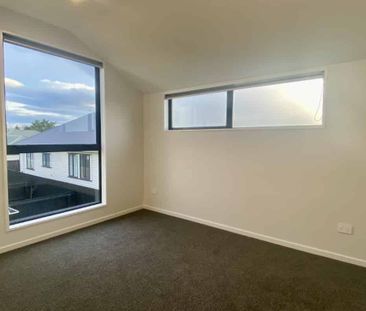 Mackworth Townhouse - Photo 1