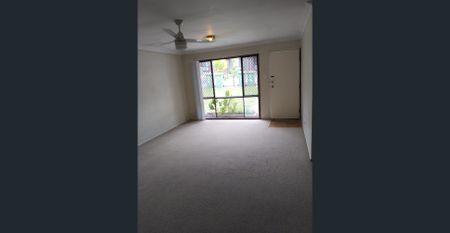 LOW MAINTENANCE LIVING IN A COMPLEX WITH A POOL! - Photo 5