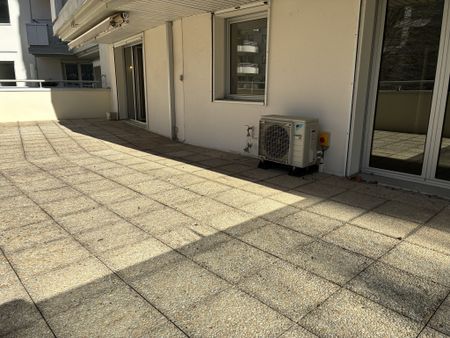Location Appartement 2 pièces 57m² BOULOGNE BILLANCOURT 92100 - Photo 4