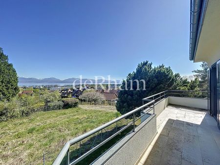 Magnifique villa d'env. 240m2 habitables avec piscine et jardin privatifs! - Photo 4