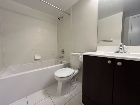 For Lease - 181 Village Green Square Unit# 2321, Toronto, Ontario - Photo 2