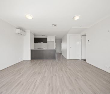 13 Sliprail Street, Lawson ACT 2617 - House For Rent | Domain - Photo 2