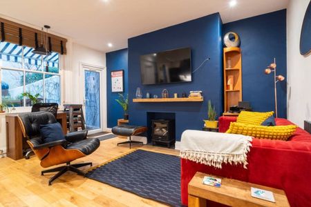 1 Bed Flat, Stanford Road, BN1 - Photo 2