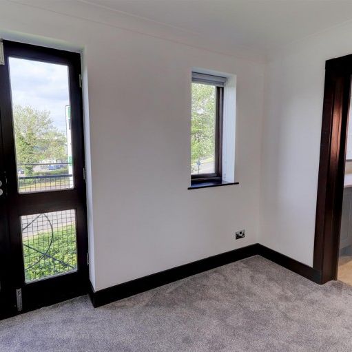 2 BED Flat To rent - Photo 1