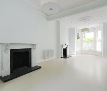 5 bedroom terraced house to rent - Photo 2