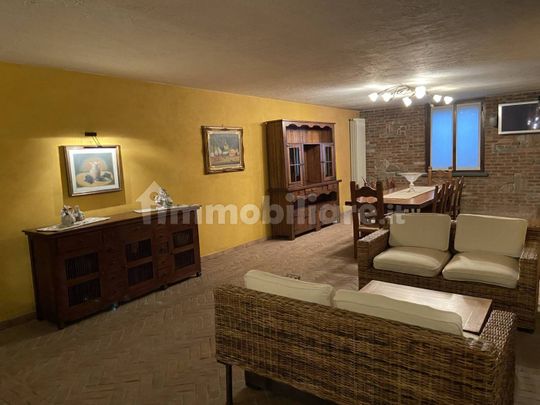 Villa unifamiliare, ottimo stato, 510 m², Galliate Lombardo - Photo 1