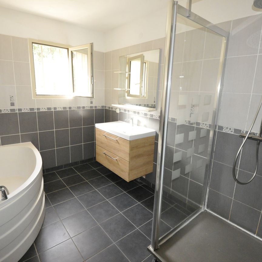 Location Maison 5 pièces 107m² BOISSEUIL 87220 - Photo 1